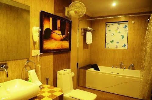 Отель Royal Mirage Гоа Экстерьер фото
